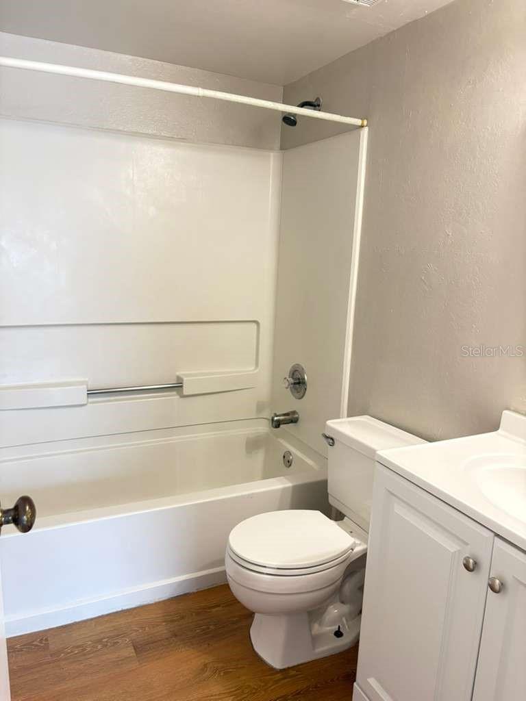 LANDING A CONDO - Residential Lease