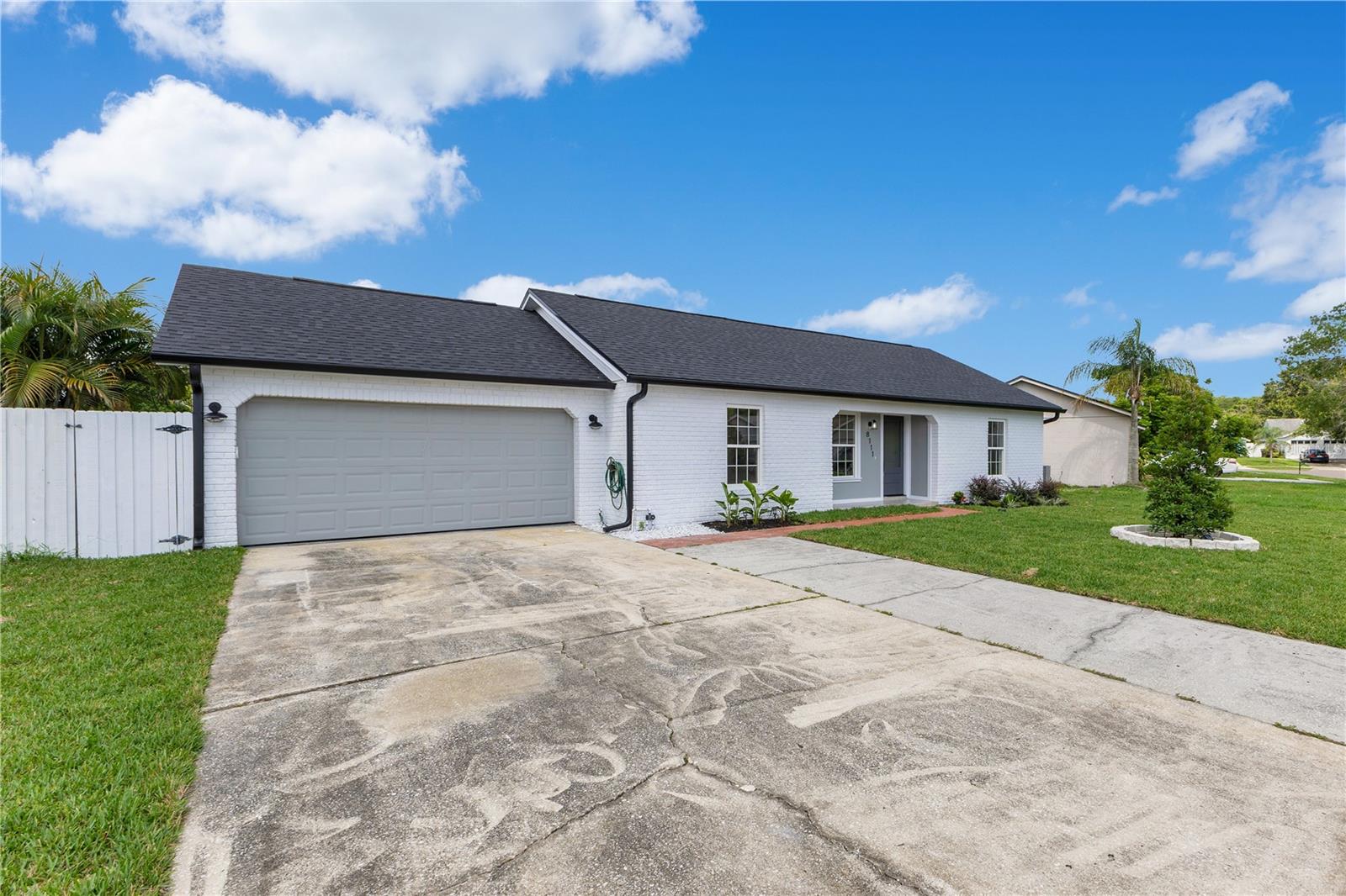 8111 LIANNA DRIVE