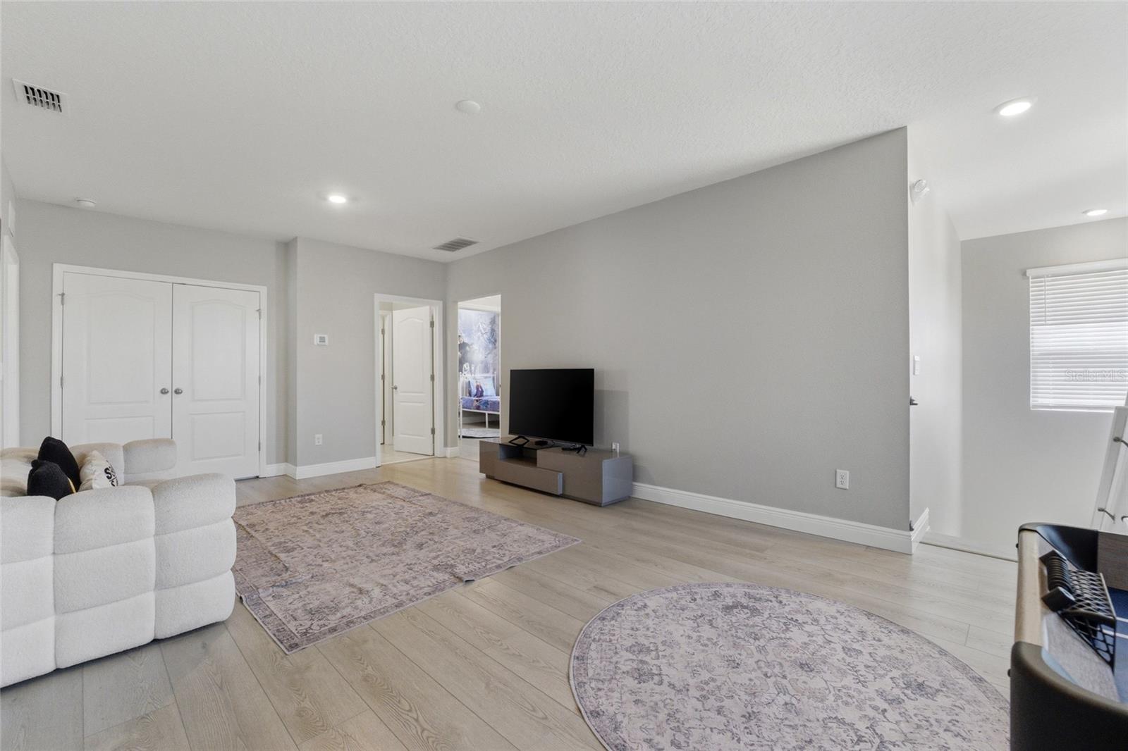 SOLTERRA PH 2D - Residential