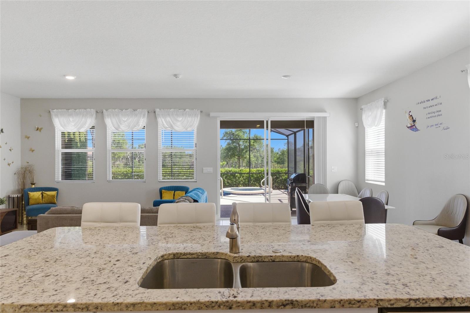 SOLTERRA PH 2D - Residential