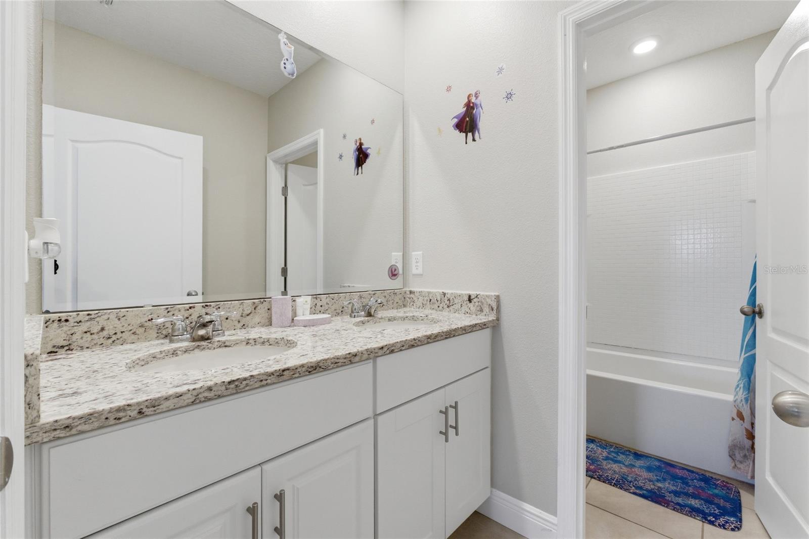 SOLTERRA PH 2D - Residential