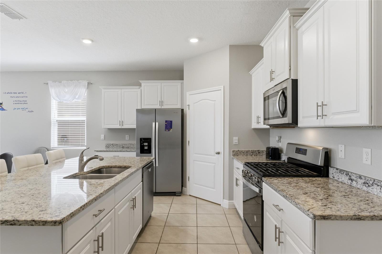 SOLTERRA PH 2D - Residential