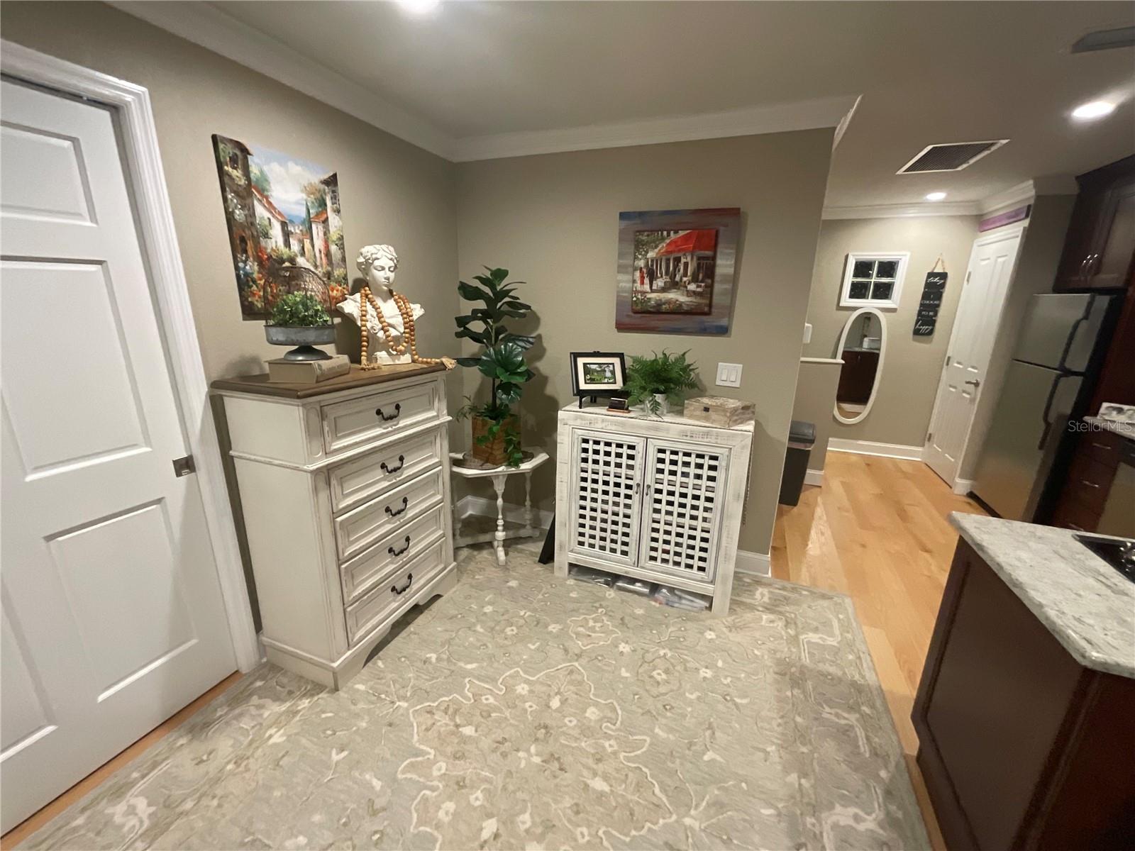 BAY VIEW HEIGHTS BLK 3, LOT 2 LESS E 112 1/2FT - Residential