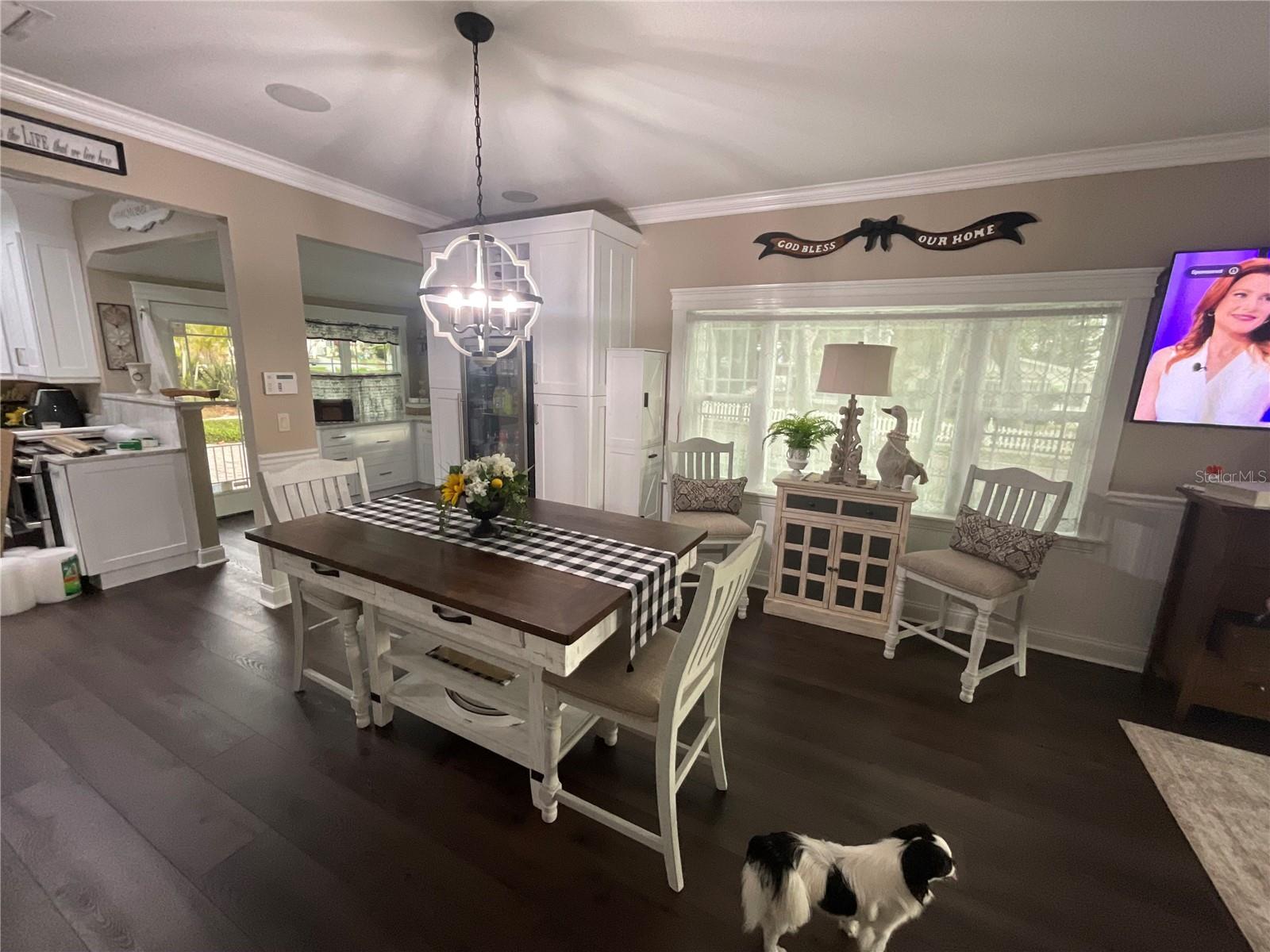 BAY VIEW HEIGHTS BLK 3, LOT 2 LESS E 112 1/2FT - Residential