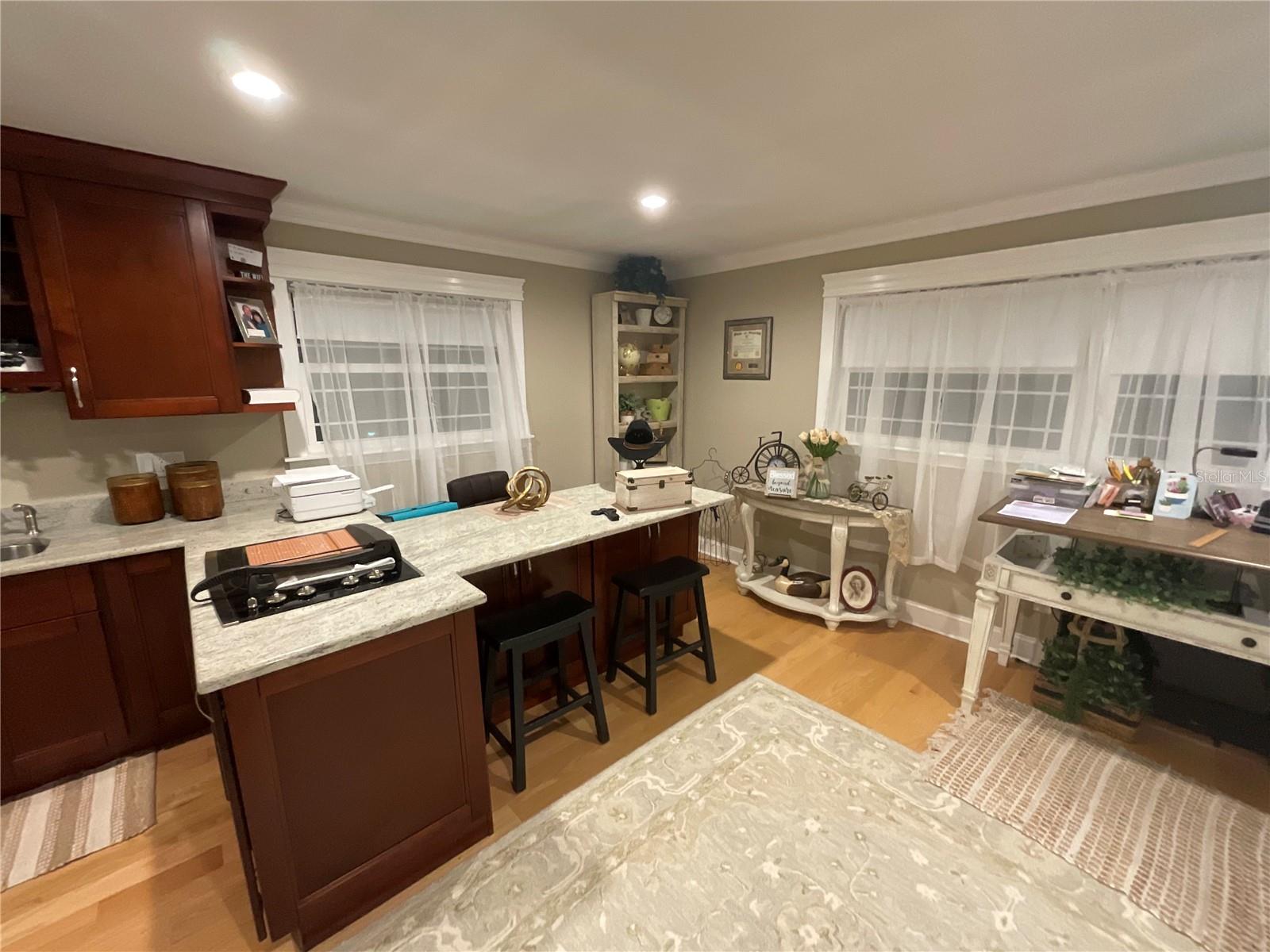 BAY VIEW HEIGHTS BLK 3, LOT 2 LESS E 112 1/2FT - Residential