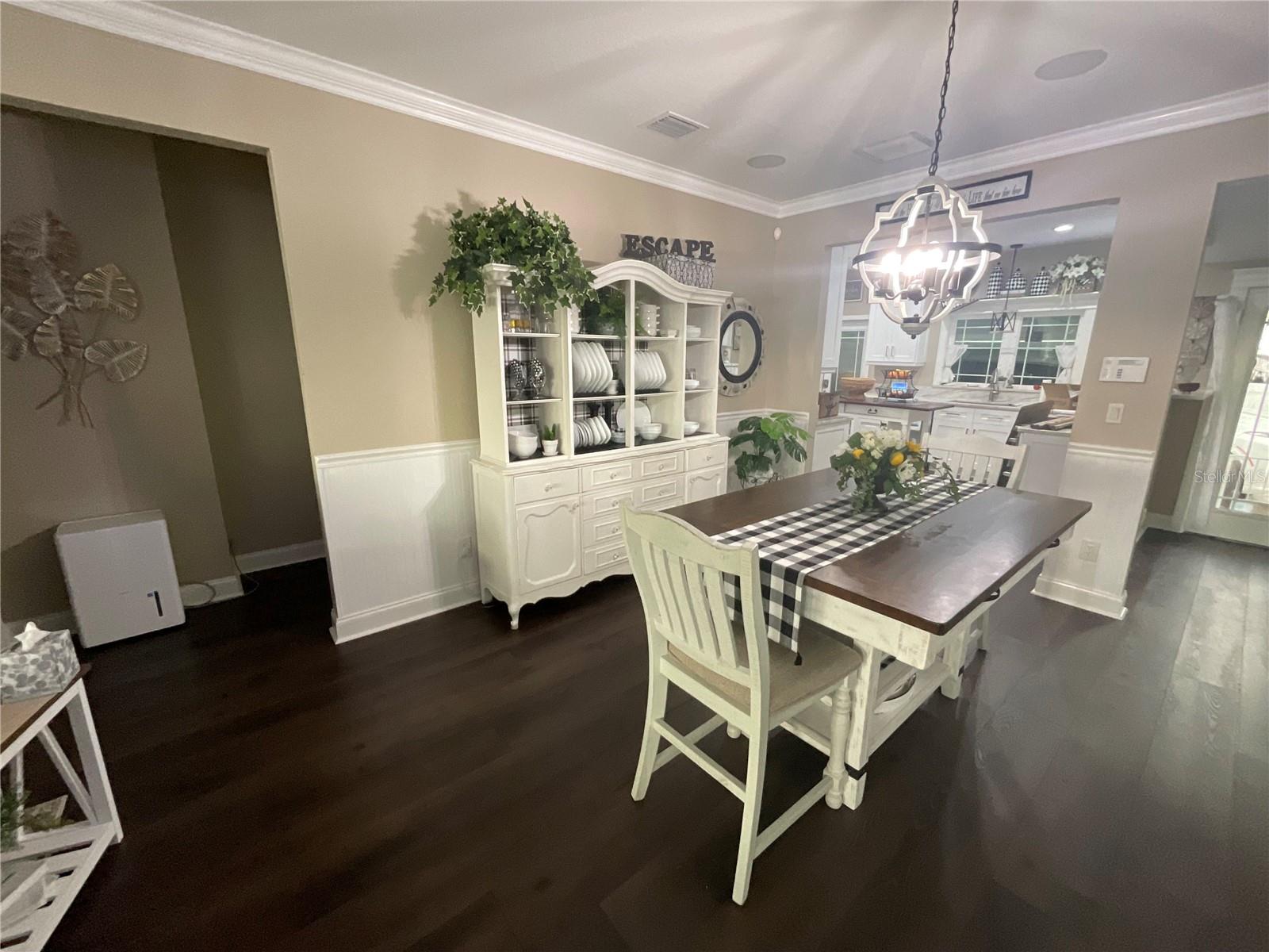 BAY VIEW HEIGHTS BLK 3, LOT 2 LESS E 112 1/2FT - Residential