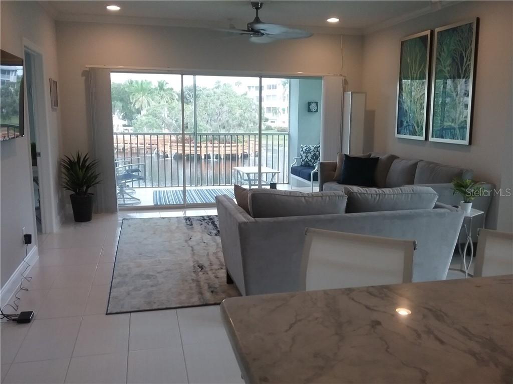 HIDDEN BAY - Residential Lease