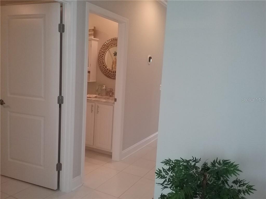 HIDDEN BAY - Residential Lease