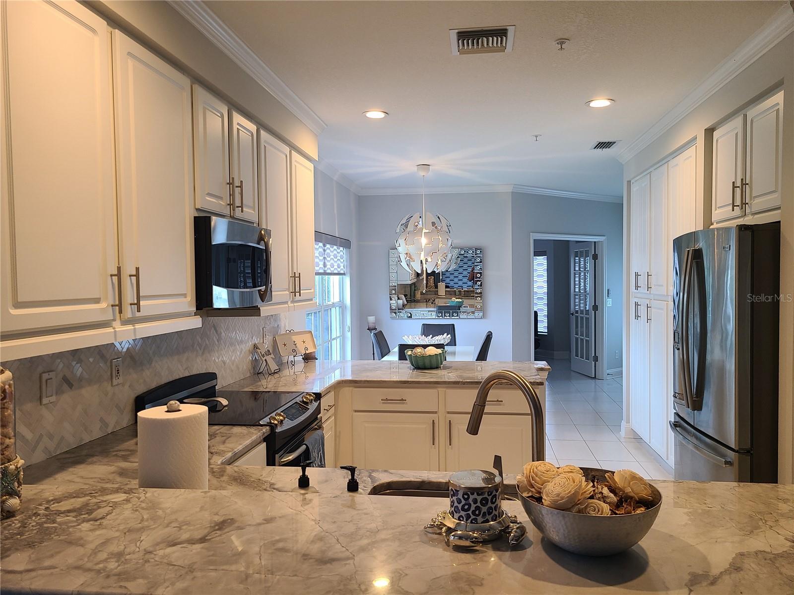 HIDDEN BAY - Residential Lease