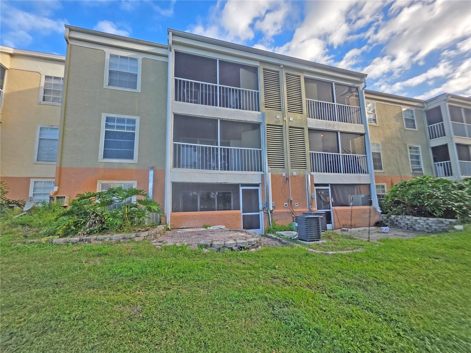 CYPRESS POINTE/LK ORLANDO - Residential