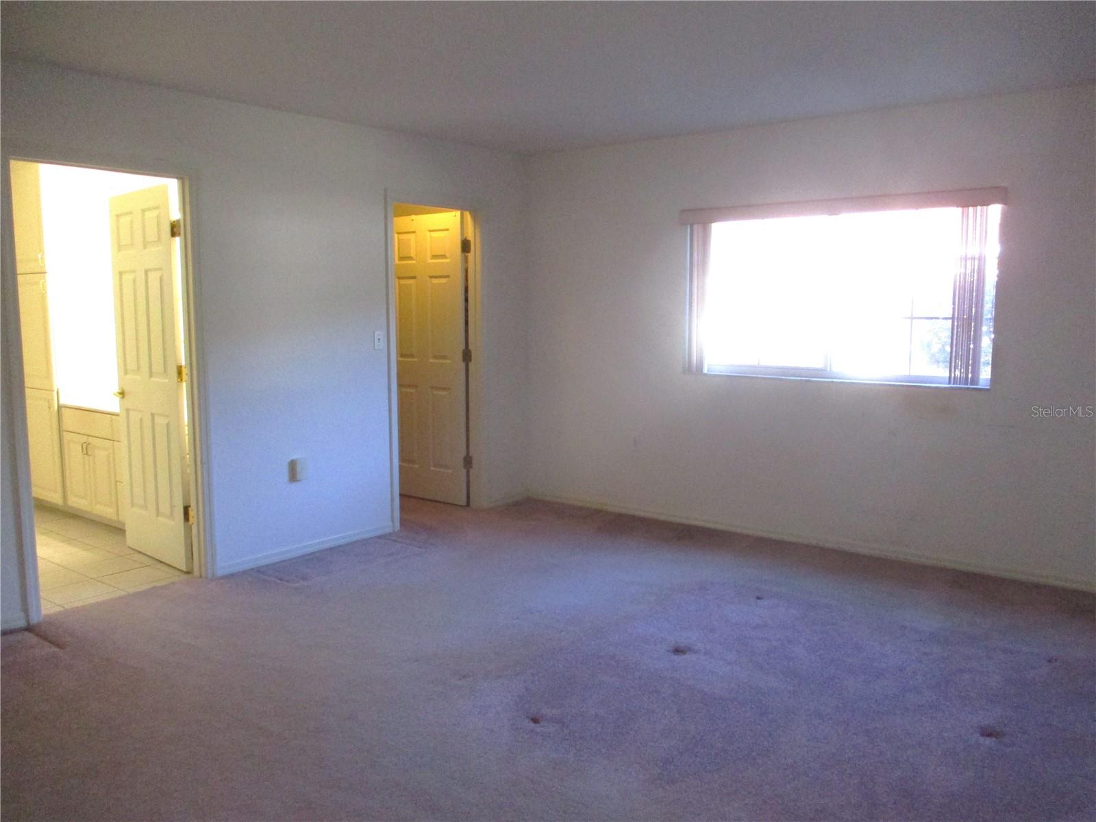 SPRUCE CREEK PRESERVE V - Residential