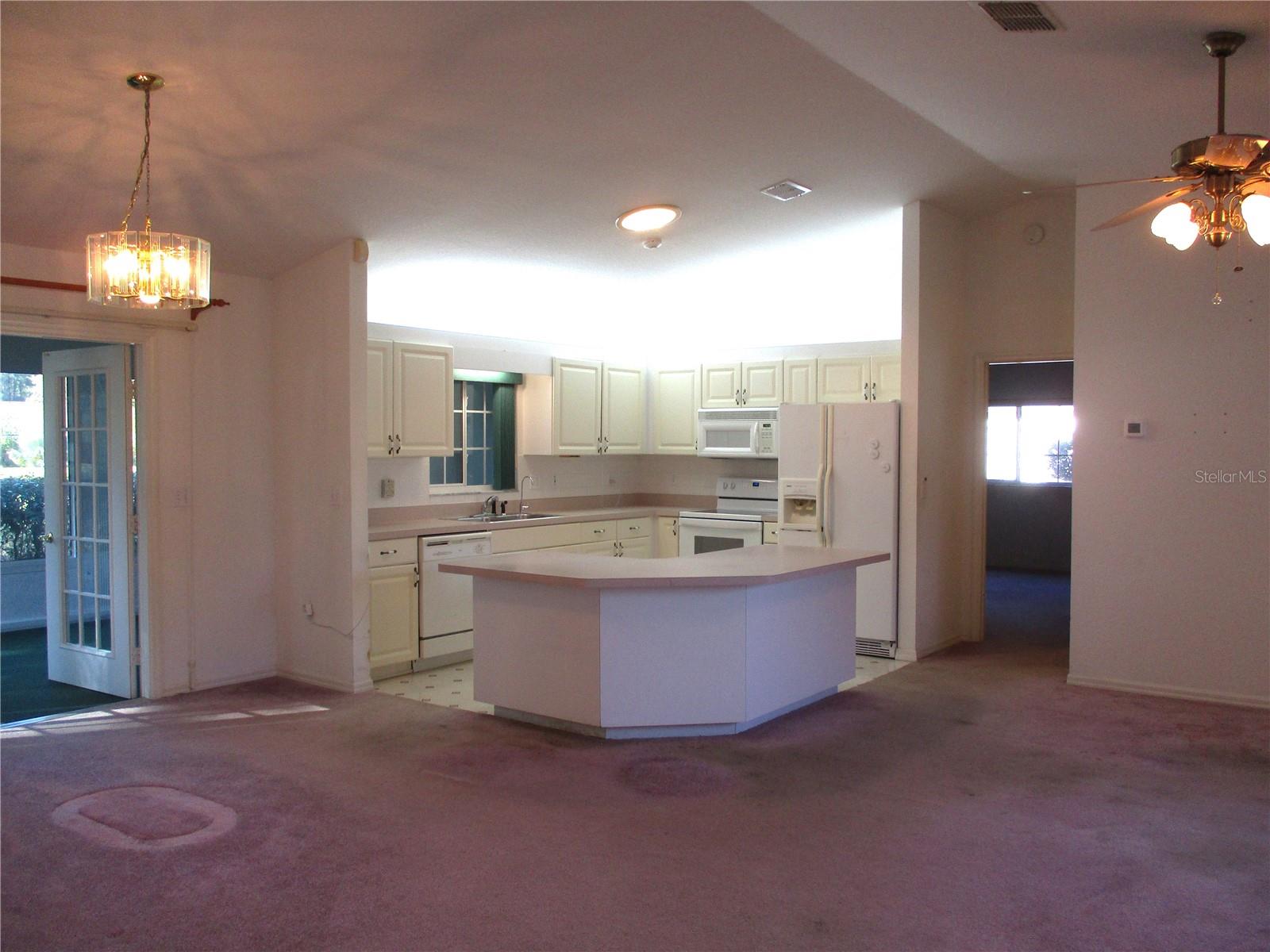 SPRUCE CREEK PRESERVE V - Residential