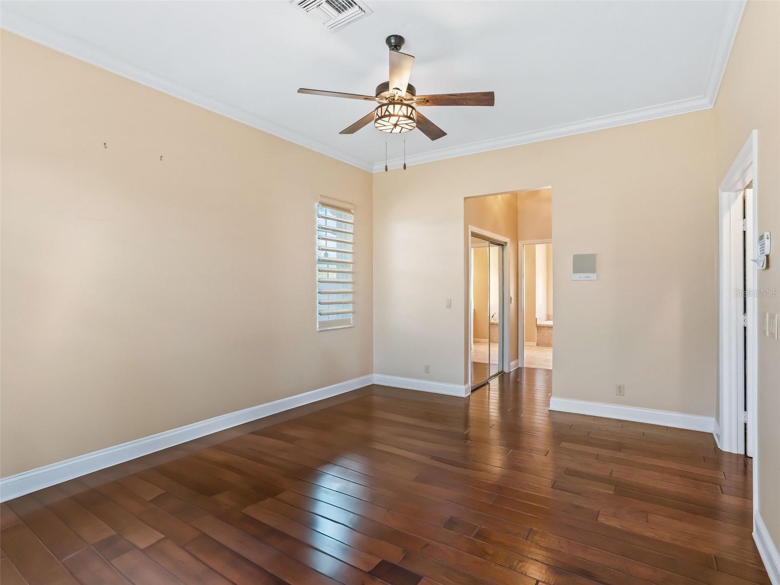 LAKES LADY LAKE - Residential