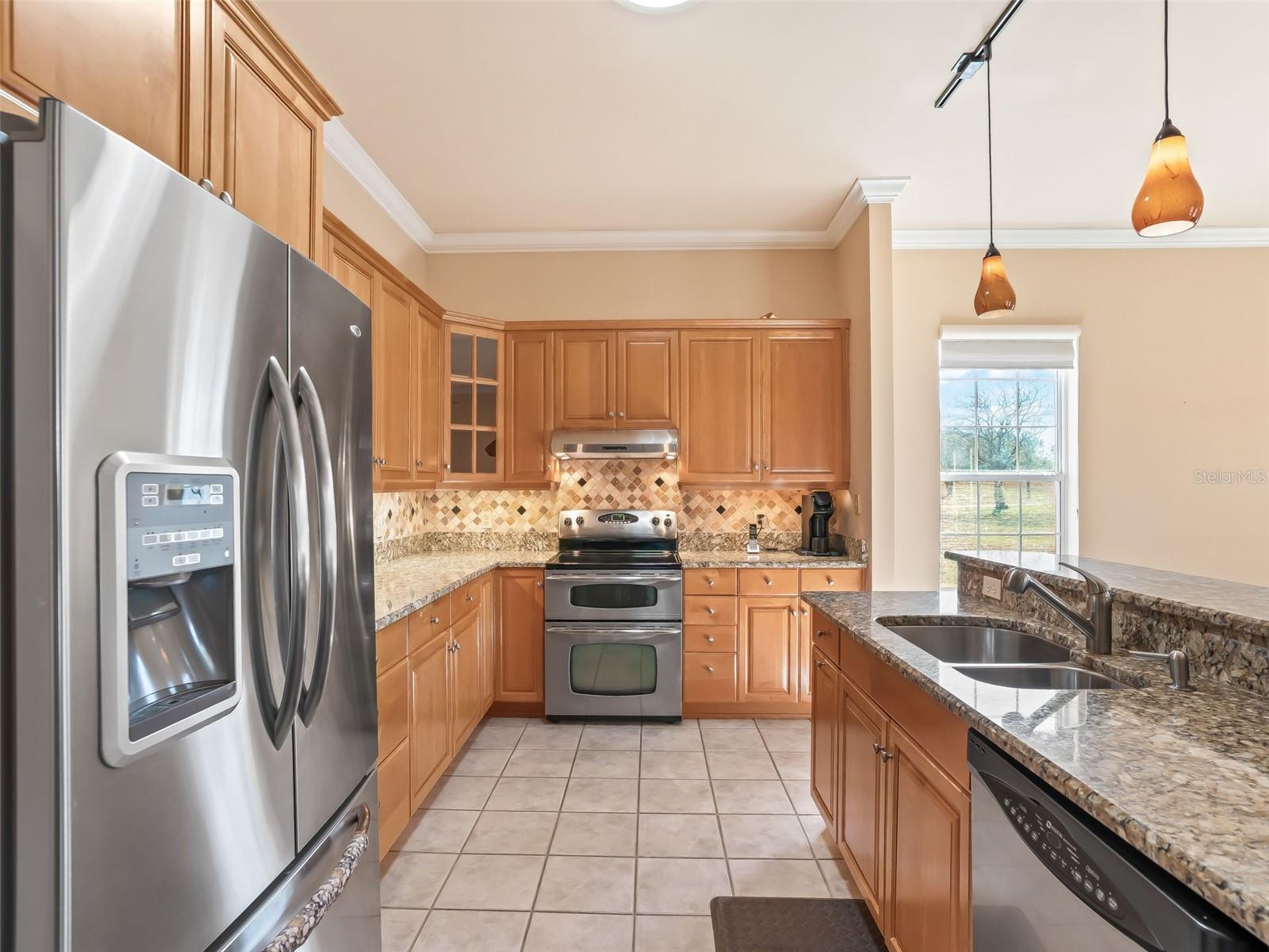 LAKES LADY LAKE - Residential