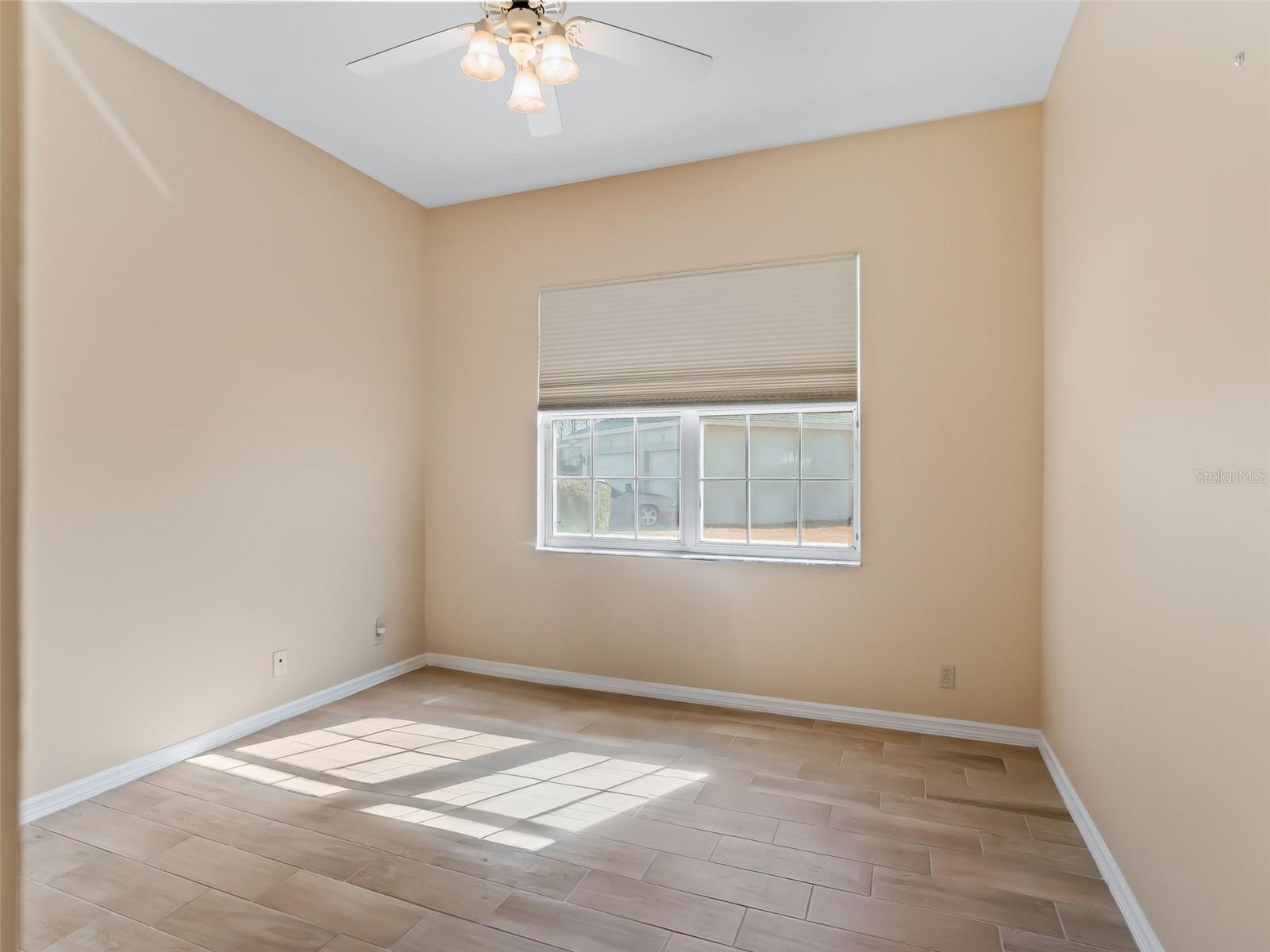 LAKES LADY LAKE - Residential