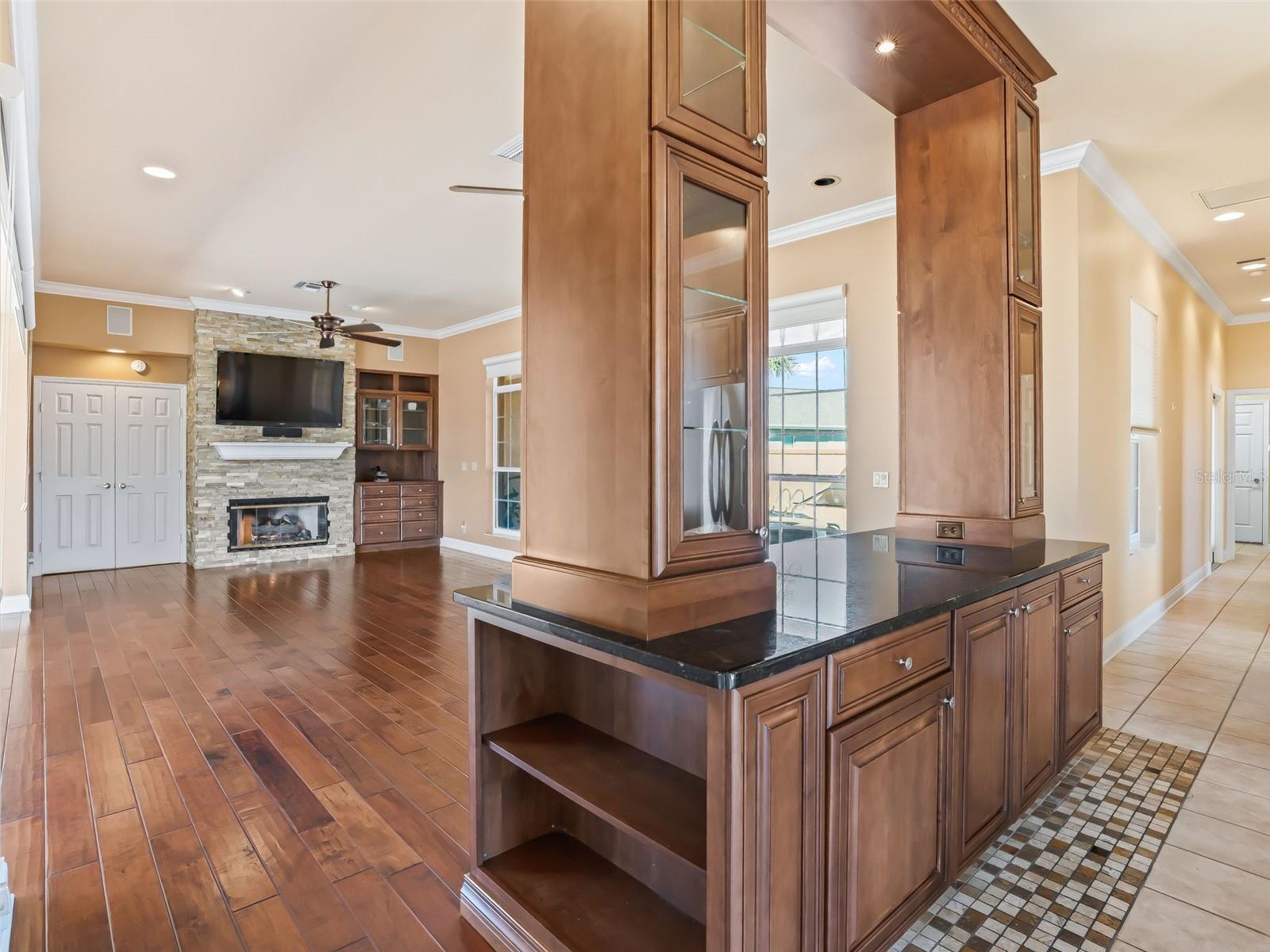 LAKES LADY LAKE - Residential