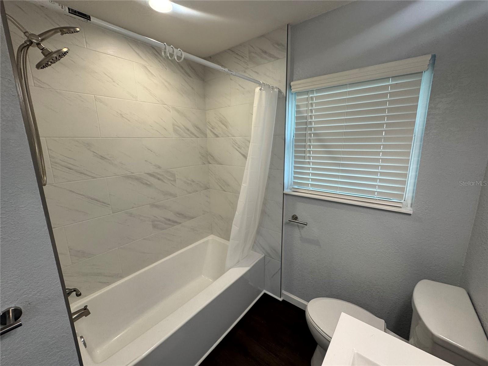 SHORE ACRES OVERLOOK SEC - Residential Lease