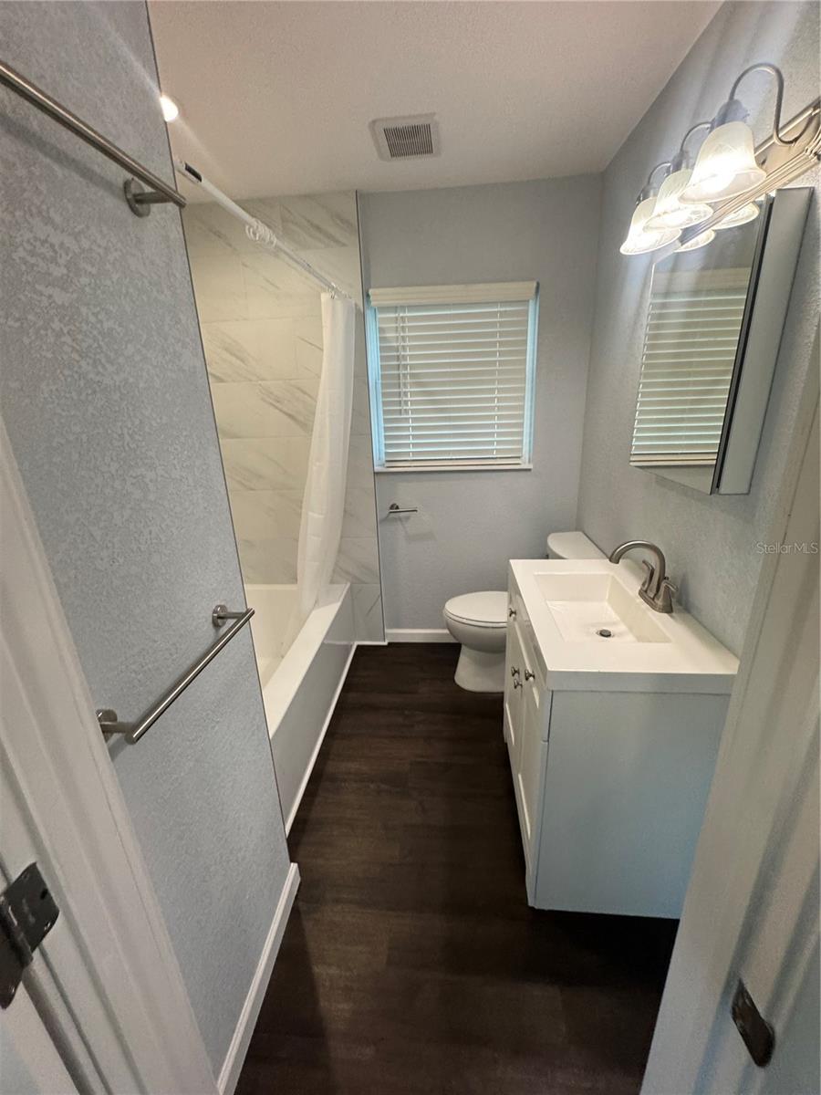 SHORE ACRES OVERLOOK SEC - Residential Lease