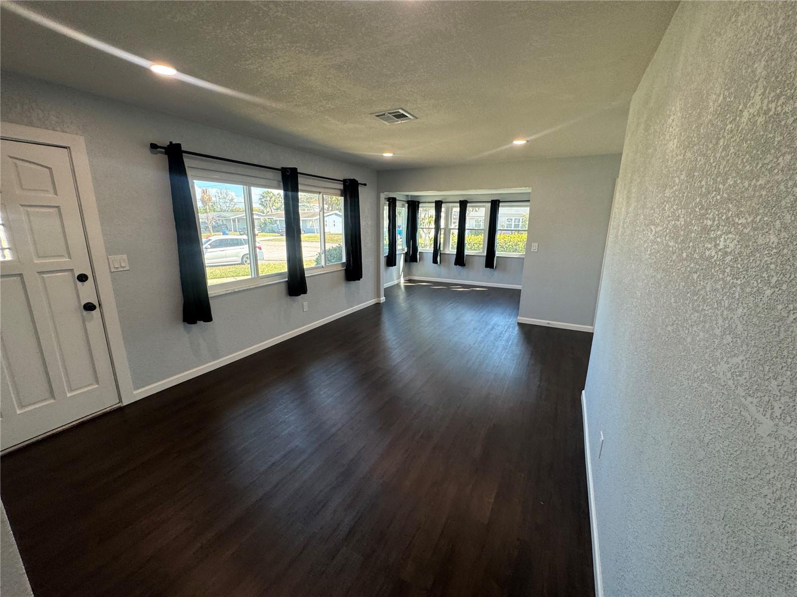 SHORE ACRES OVERLOOK SEC - Residential Lease