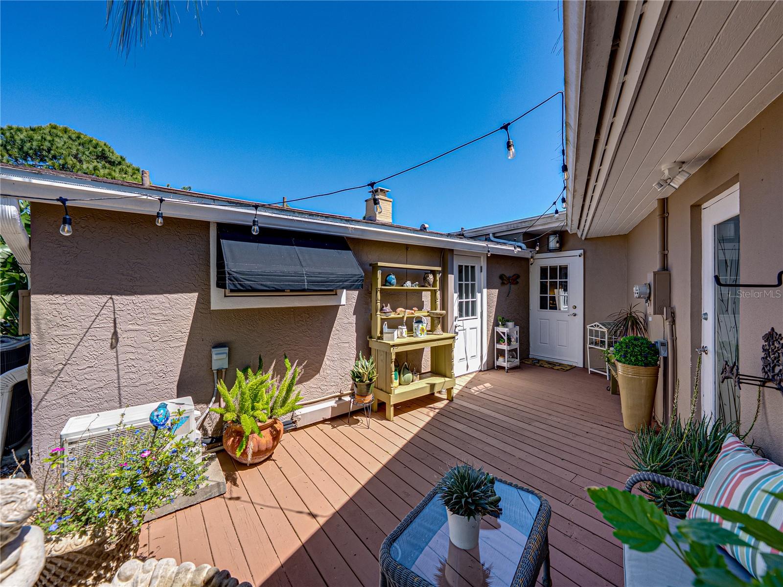 BELLEAIR ESTATES - Residential