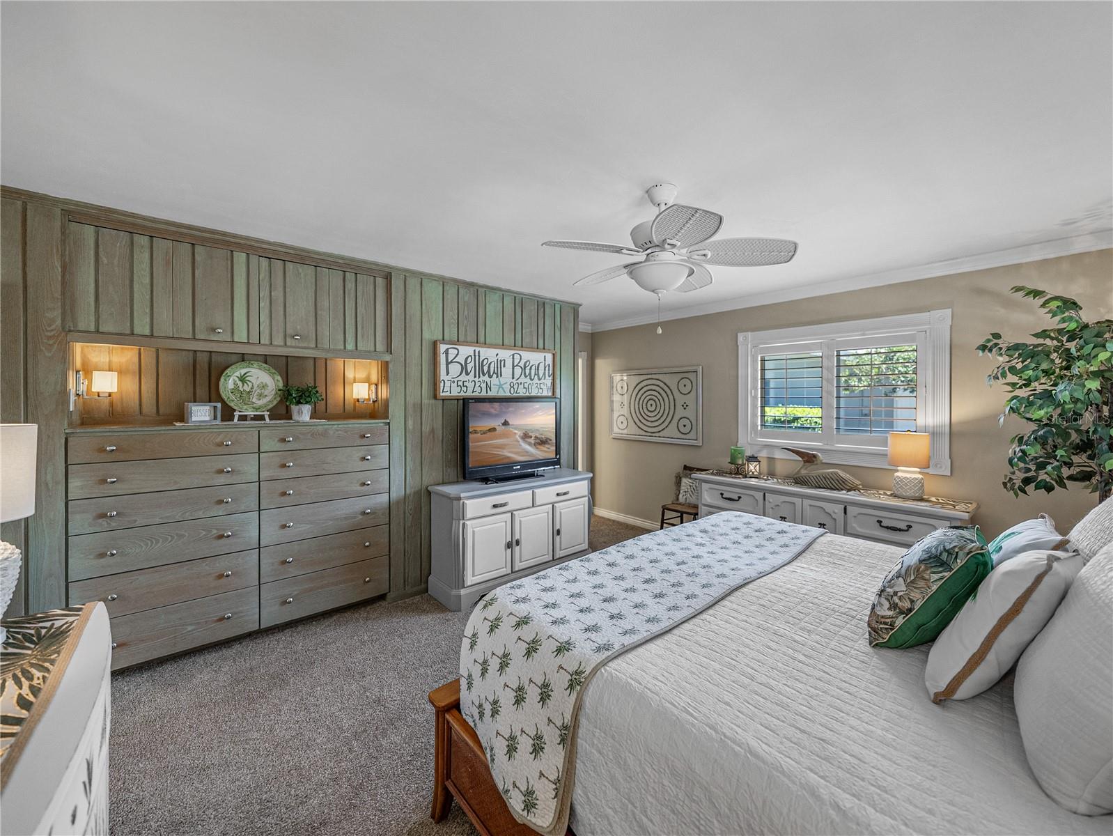 BELLEAIR ESTATES - Residential