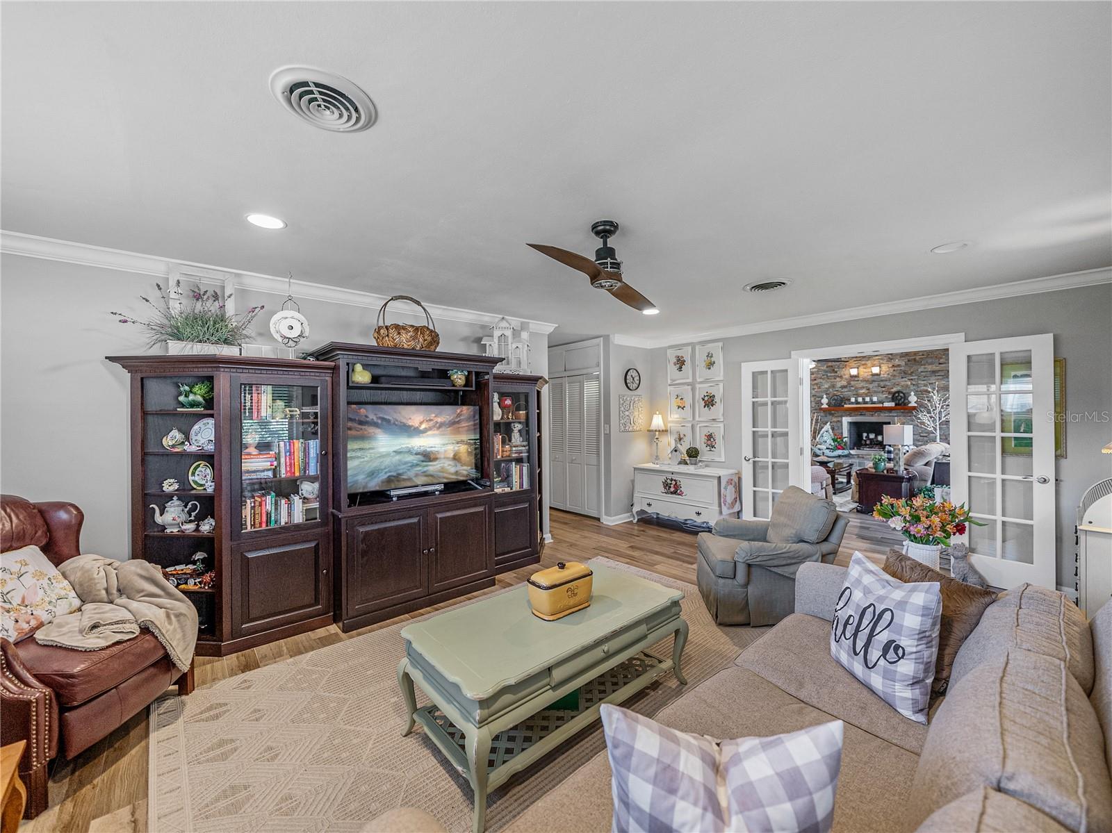 BELLEAIR ESTATES - Residential