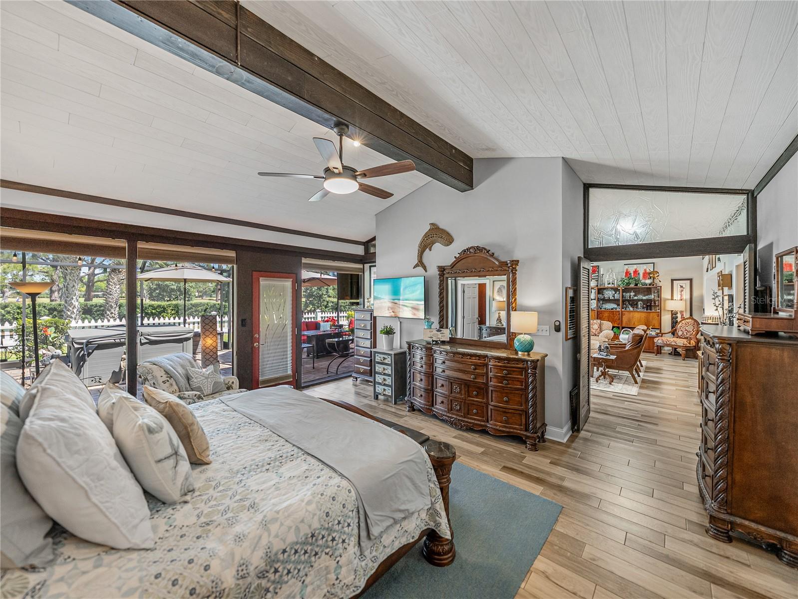 BELLEAIR ESTATES - Residential