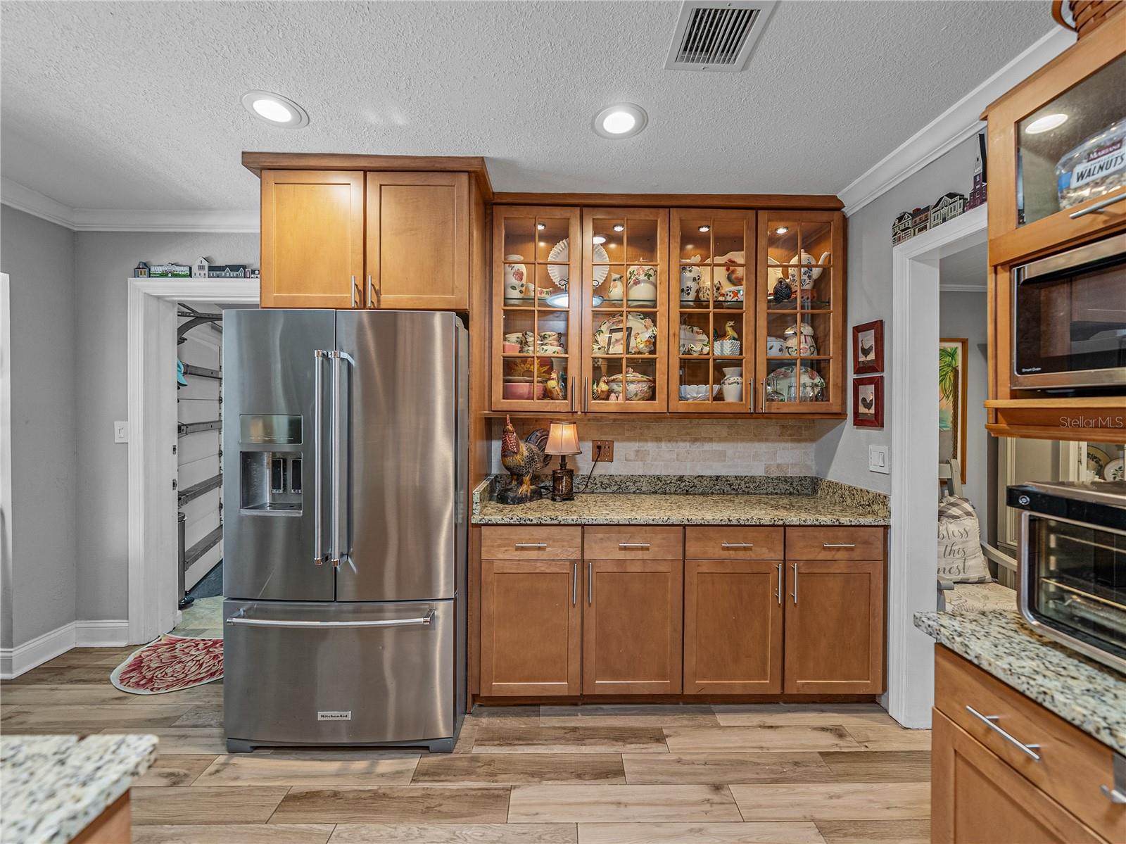 BELLEAIR ESTATES - Residential