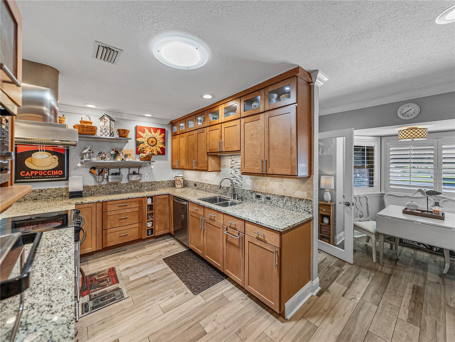 BELLEAIR ESTATES - Residential