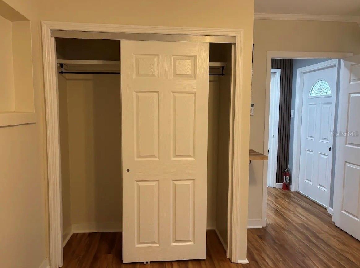 MEADOW LAWN 11TH ADD - Residential Lease