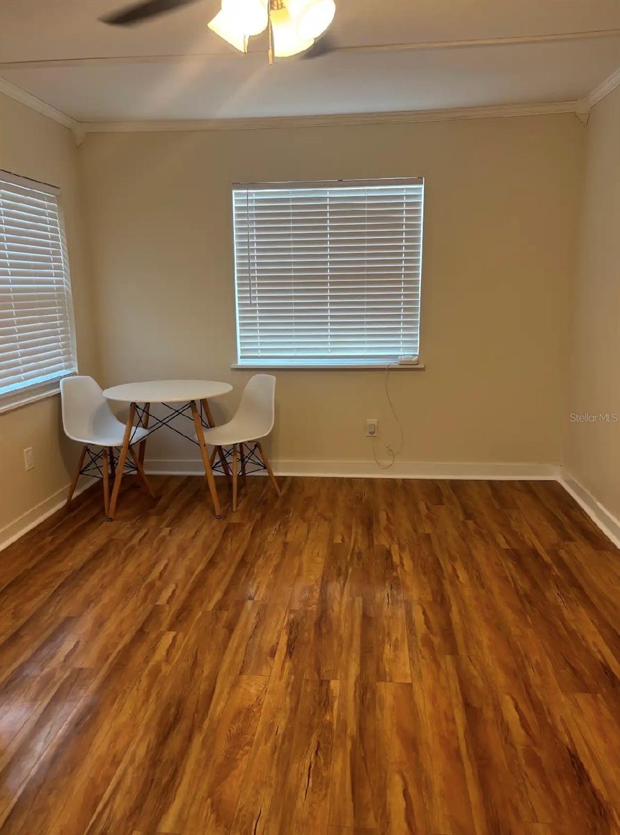 MEADOW LAWN 11TH ADD - Residential Lease