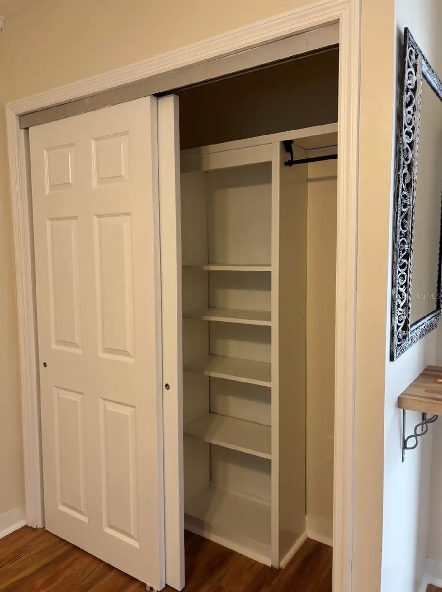 MEADOW LAWN 11TH ADD - Residential Lease