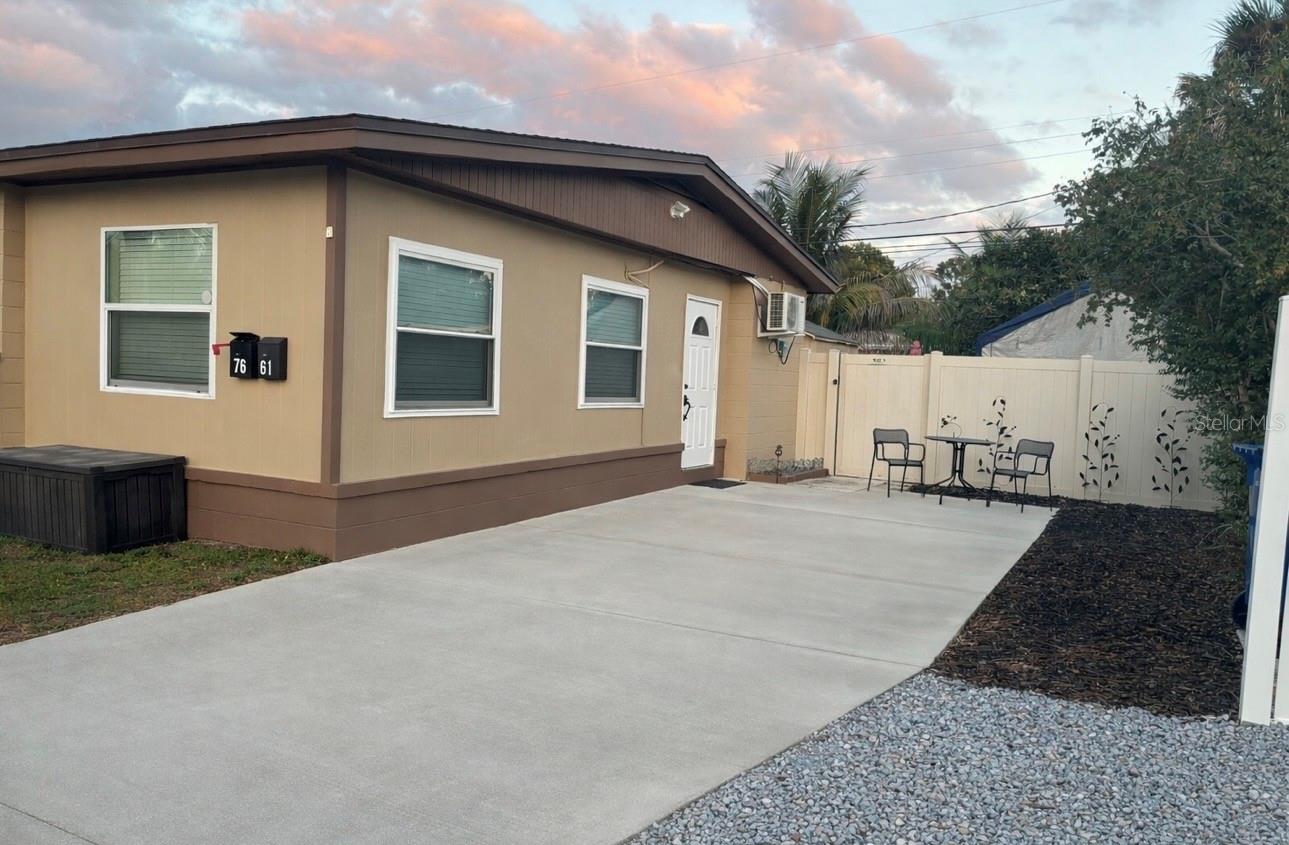 MEADOW LAWN 11TH ADD - Residential Lease