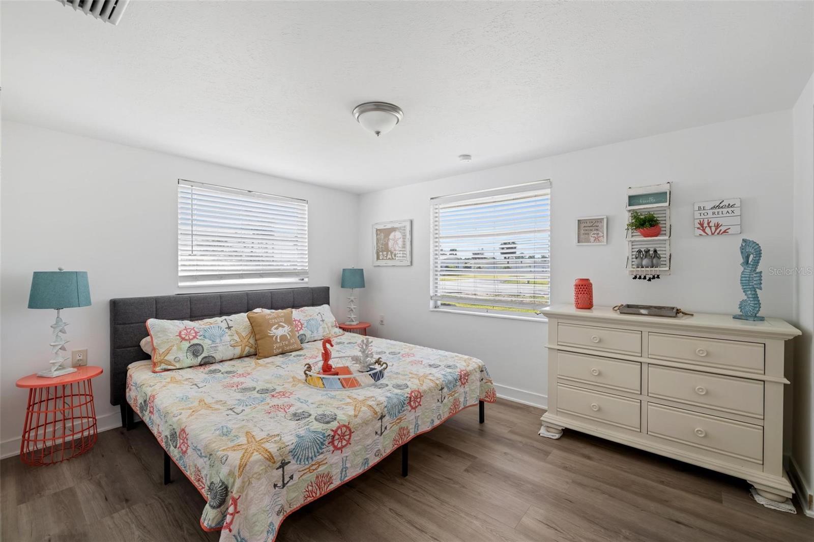 OXFORD MANOR 1ST ADD - Residential