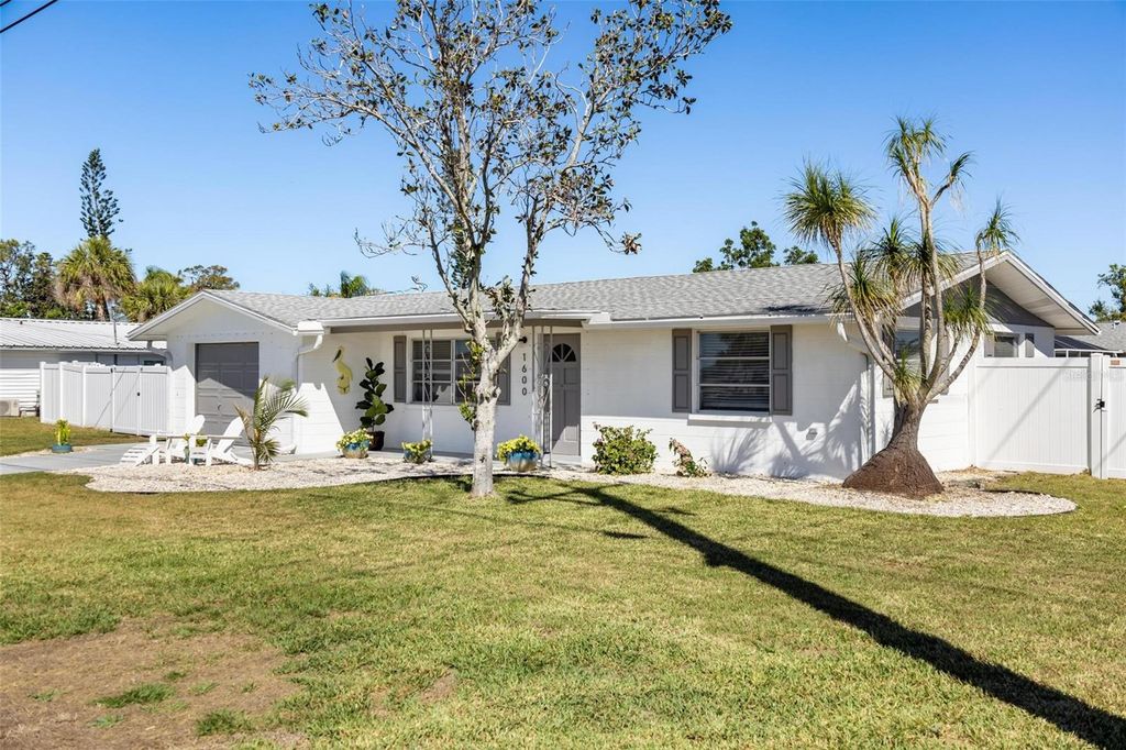 Photo of 1600 Maryknoll Road, Englewood, FL 34223 (MLS # N6142326)