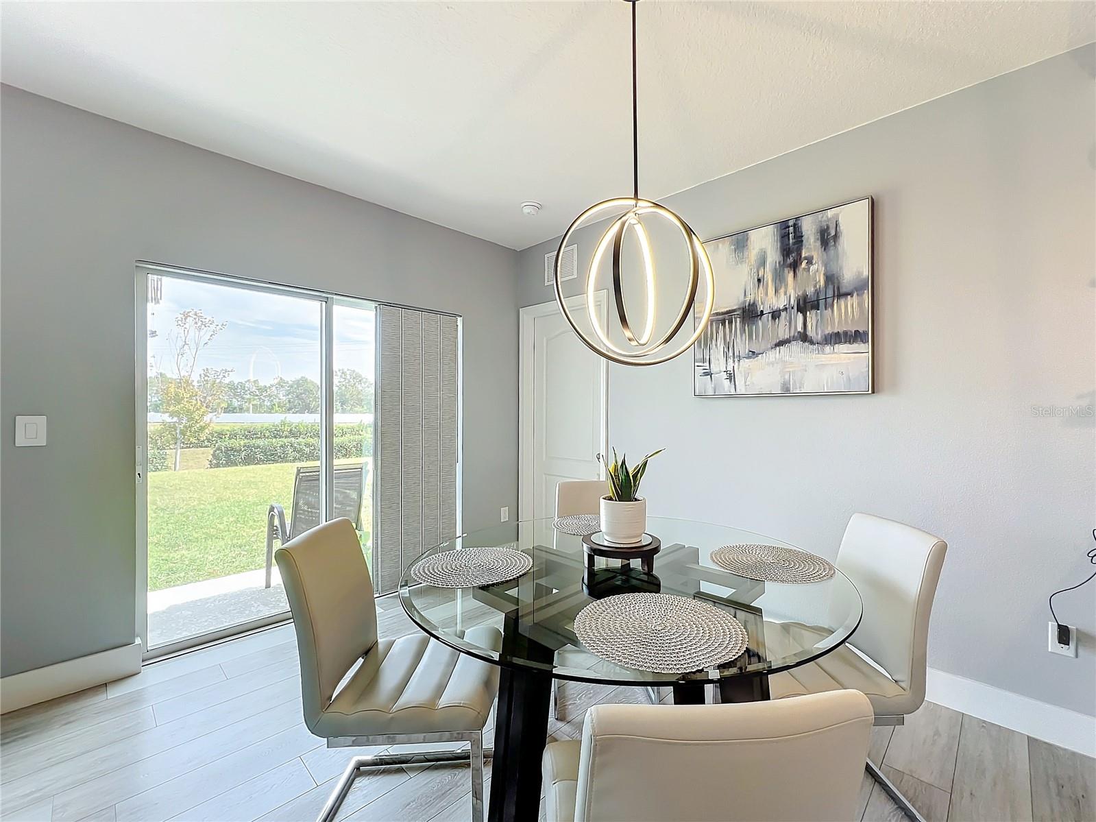 AUBURNDALE MANOR - Residential