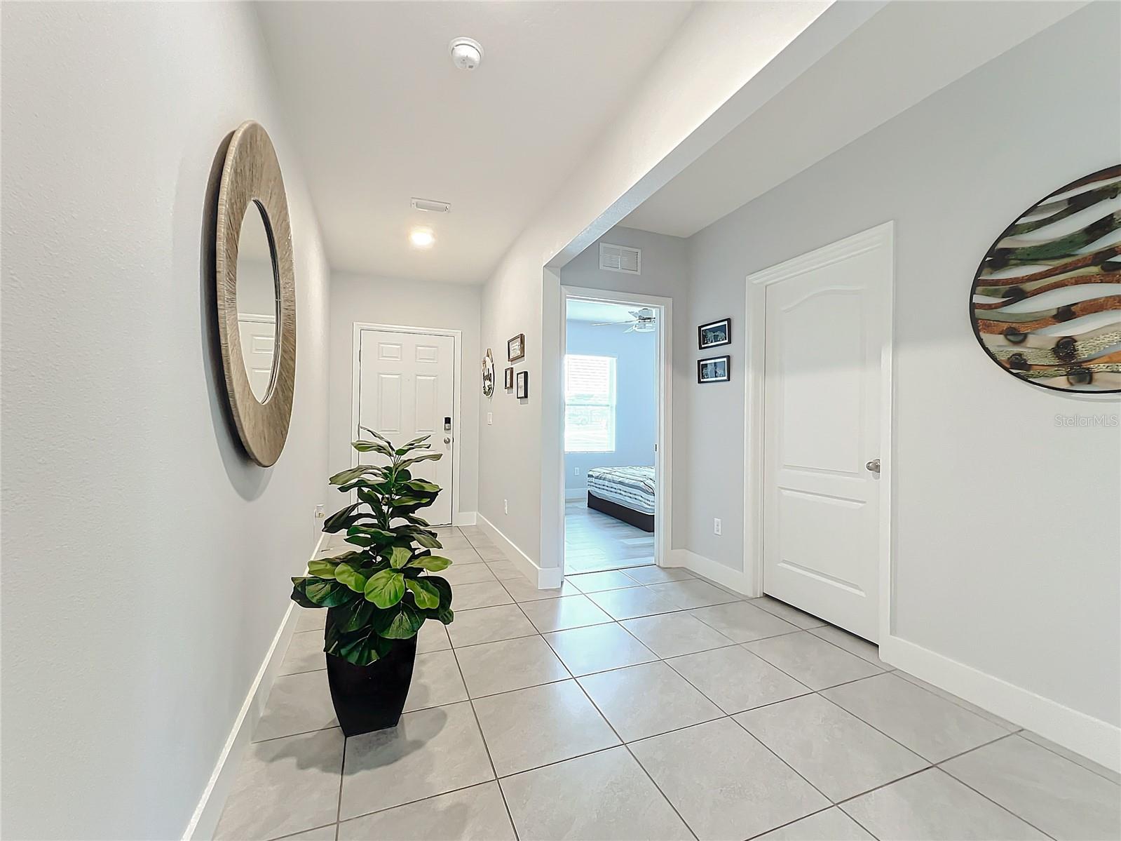 AUBURNDALE MANOR - Residential