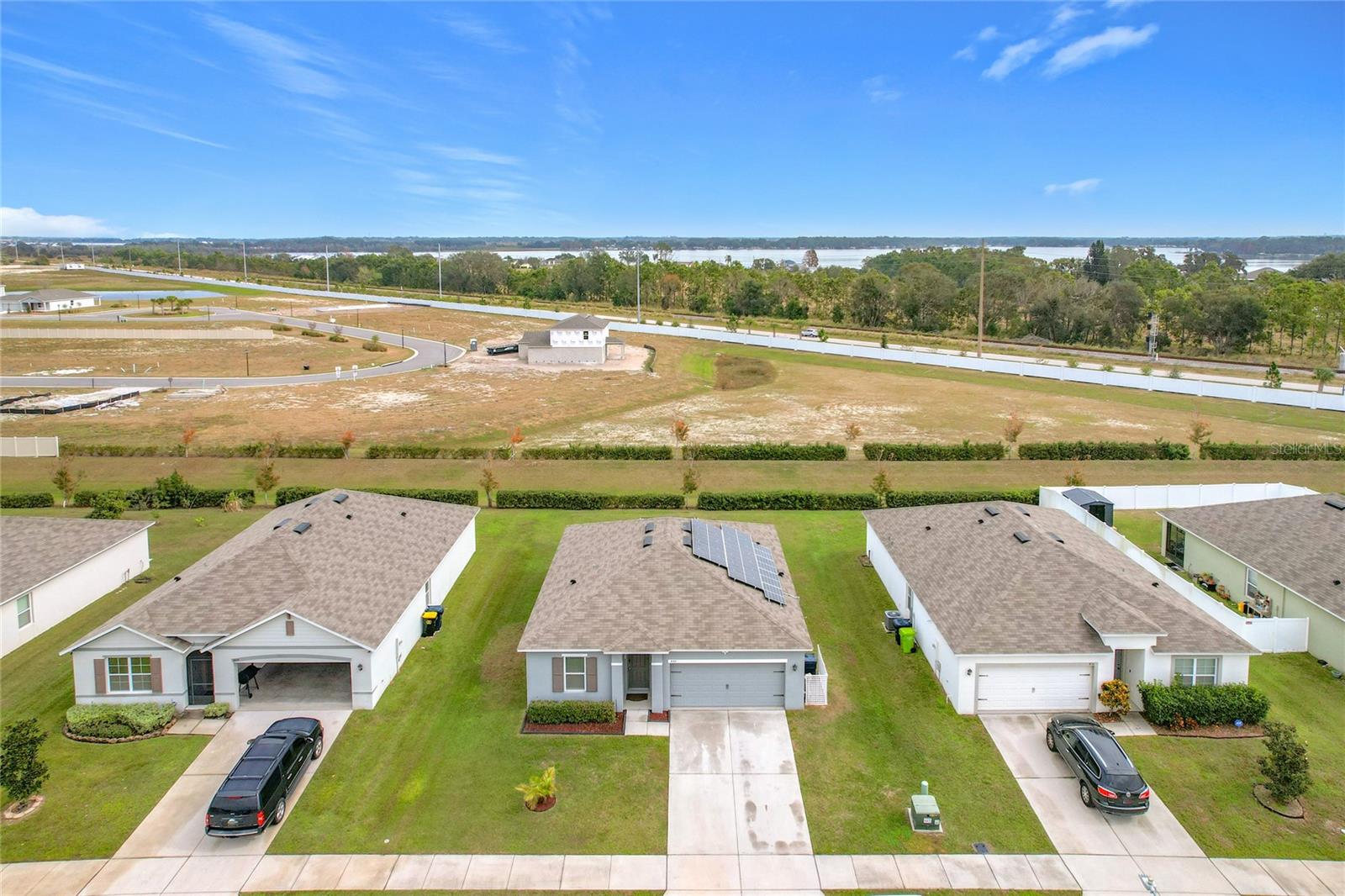 AUBURNDALE MANOR - Residential