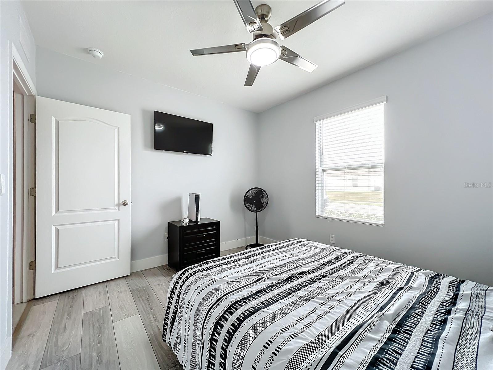 AUBURNDALE MANOR - Residential