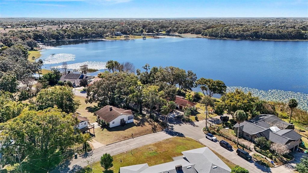 Photo of 1725 Hamilton Street, Eustis, FL 32726 (MLS # G5111753)