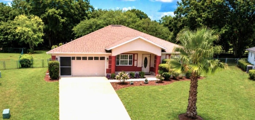 Photo of 6008 SW 103rd Loop, Ocala, FL 34476 (MLS # G5114420)