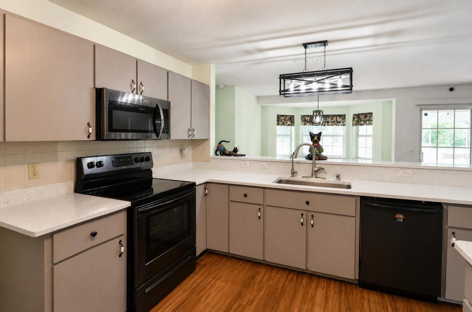 6008 SW 103RD LOOP