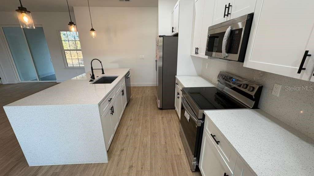 CITRUS SPGS UNIT 04 - Residential Lease