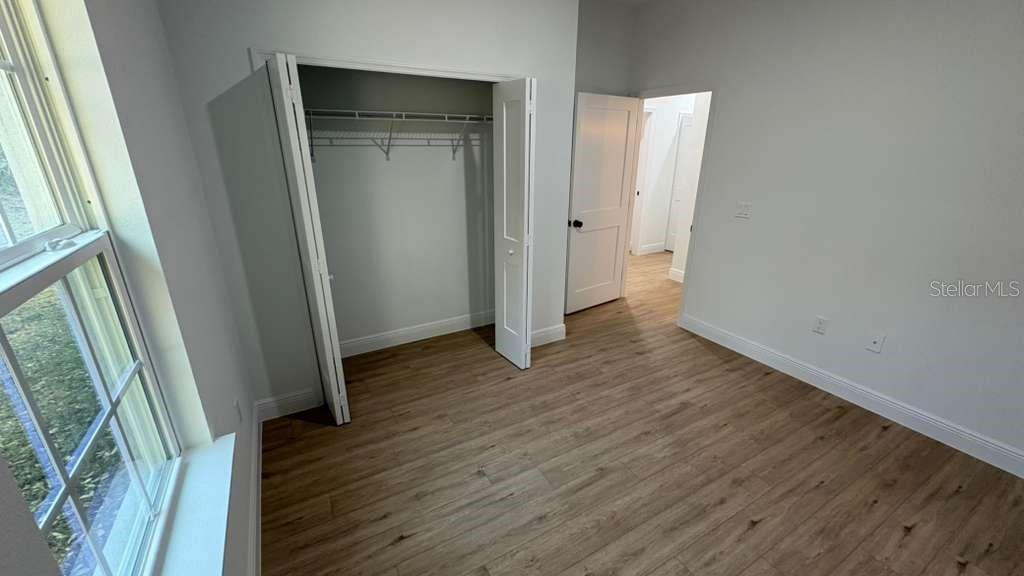 CITRUS SPGS UNIT 04 - Residential Lease