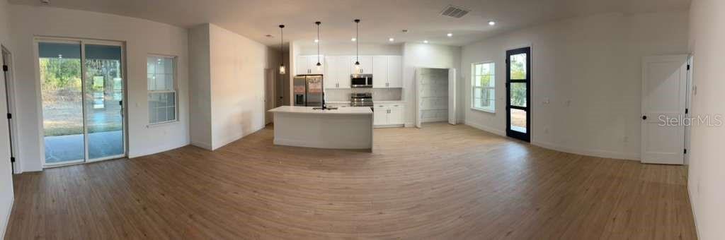 CITRUS SPGS UNIT 04 - Residential Lease