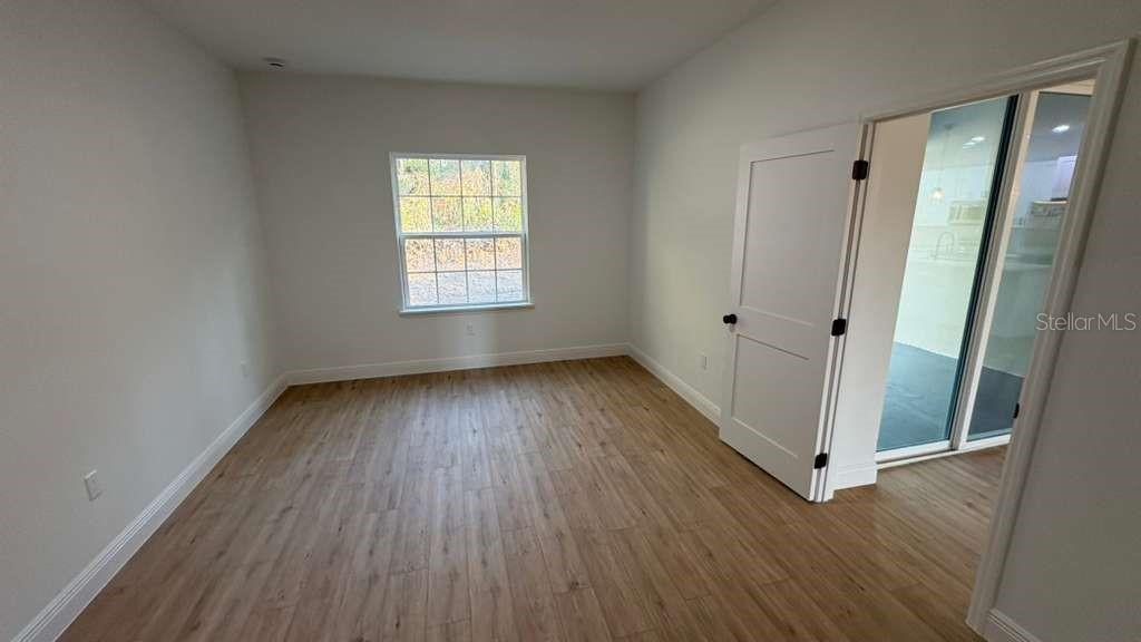 CITRUS SPGS UNIT 04 - Residential Lease