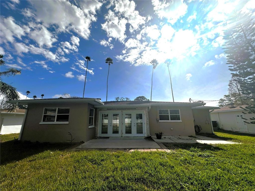 Photo of 1790 Santa Barbara Drive, Dunedin, FL 34698 (MLS # TB8491564)