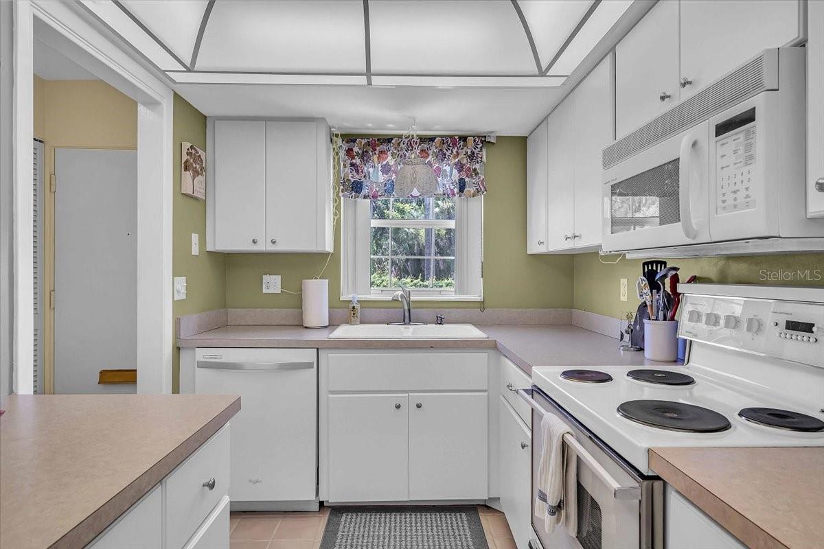 2771 GOLF COURSE DRIVE 101