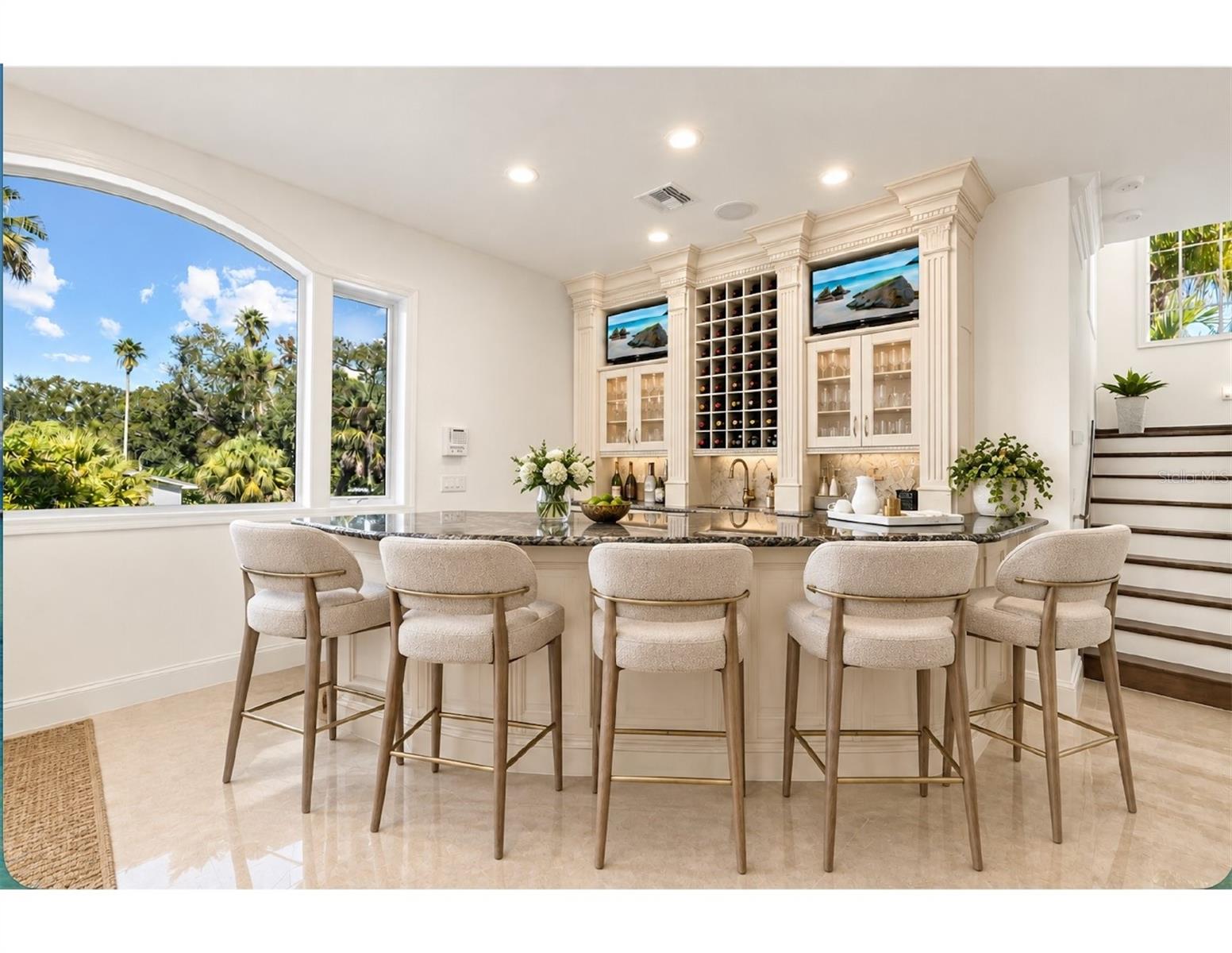2115 LYCHEE LANE
