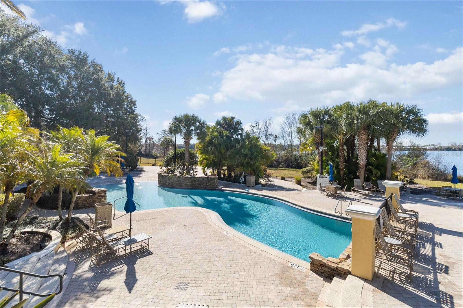 VISCONTI WEST CONDO - Residential